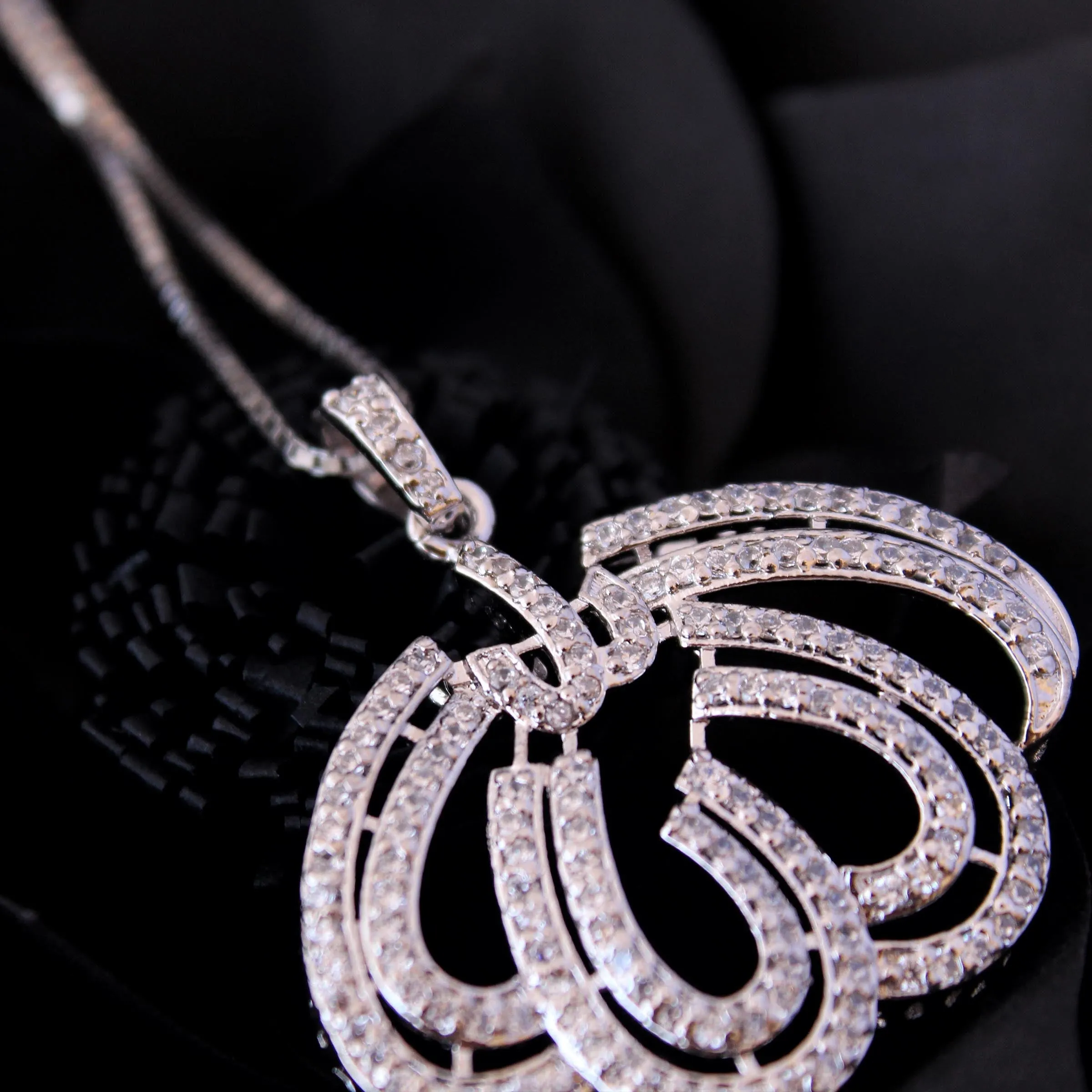 Diamond style Allah pendant with chain