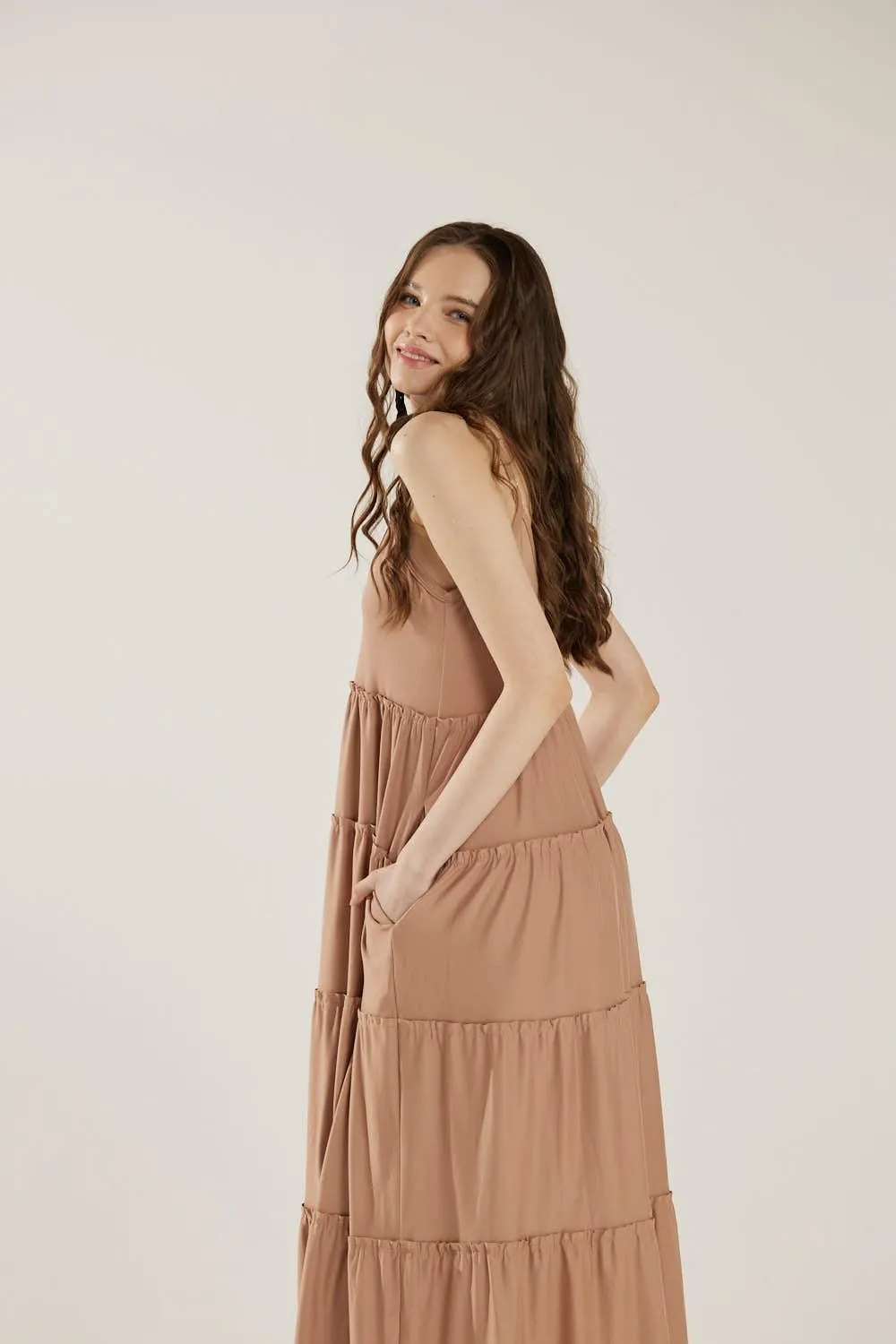 noflik Women's Comfortable and Flowy Knit V-Neckline Ruffle Tiers Knit Maxi Dress